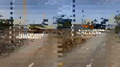 cần bán đất mặt tiền lớn chính chủ