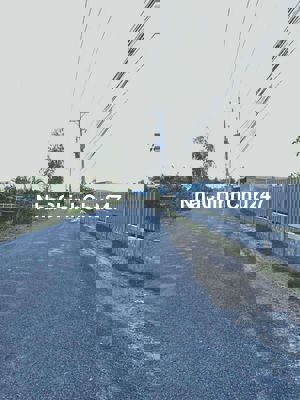 "Sổ Đỏ Chính Chủ, An Cư Lâu Dài - Không Lo Pháp Lý!"