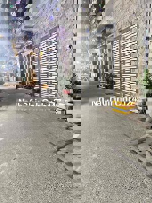 Bán nhà chính chủ Âu Dương Lân Quận 8, 68M2, 2 tầng, 4PN