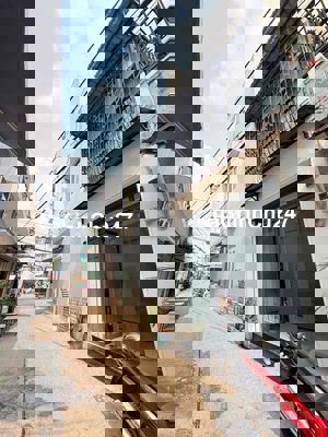 Chính chủ bán nhà đẹp dọn vào ở ngay,ngay Aeon Tân phú