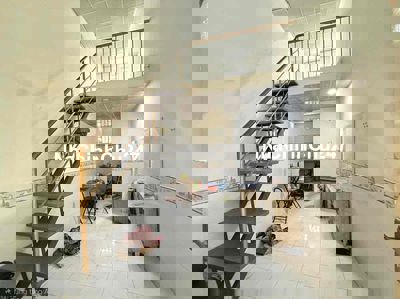 Mình chính chủ, bán nhà đẹp ở ngay. Gần chợ,trường học. Giá cực tốt..: