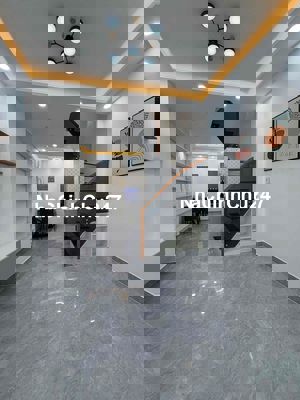 Nhà Chính Chủ Đẹp Ngay Cầu Nguyễn Tri Phương đối diện chùa An Phú