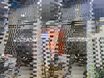 CHÍNH CHỦ CẦN BÁN 1 TRỆT LỬNG GẦN CHỢ XÓM NGHÈO, DĨ AN. 3PN. DT 60,5M