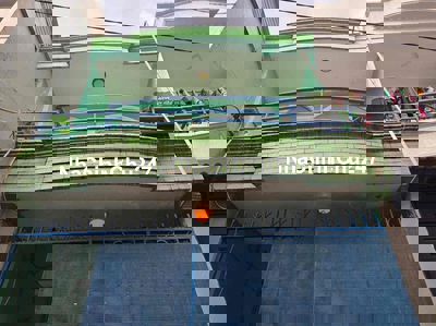 Nhà chính chủ hẻm xe hơi ngang 4 dài 11 trệt lầu hẻm phạm văn chiê