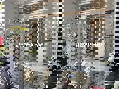 Cần bán nhà cấp 4 ( chính chủ )