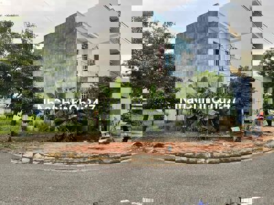 CHÍNH CHỦ BÁN LÔ ĐẤT GÓC, KHU DÂN CƯ T&T LONG HẬU