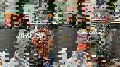 NGON nhà 9 chủ lâu năm hẻm 4m  Trệt lửng giá 4 tỷ xíp