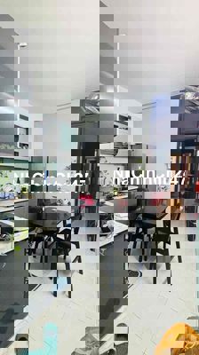 chính chủ bán chung cư Âu cơ 2pn 33m sổ đỏ sang tên