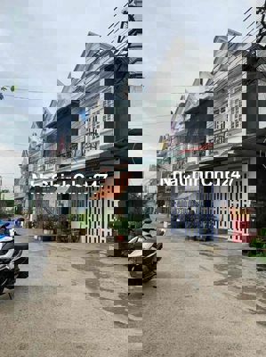 Chính chủ cần bán lô đất full thổ cư giáp ranh hồ chí minh