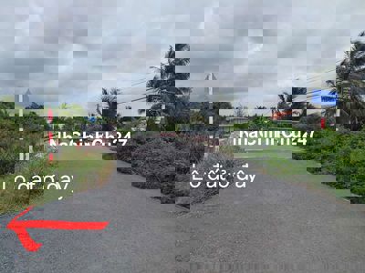 Chính chủ cần bán đất mặt tiền đường cặp Kênh Cây Me