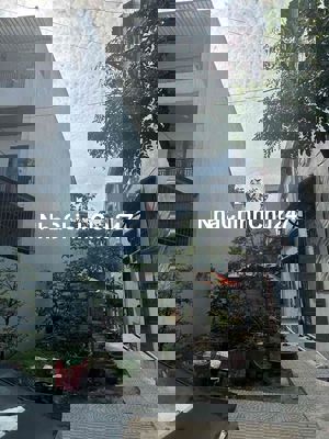 NẮM CHỦ LÔ ĐẤT MT PHONG BẮC 11 - CẨM LỆ