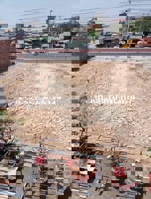 Đất mặt tiền 15m đường Đt 743 bán chính chủ