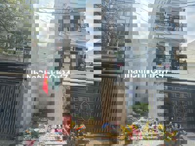 Chính chủ bán lô đất lọt khe đẹp HXH gần UBND phường An Phú Đông( mới)