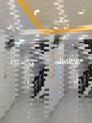 CHÍNH CHỦ- HẺM XE TẢI-NGUYÊN CĂN 3PN 2NS- QUANG TRUNG