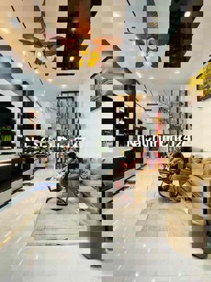 Siêu phẩm xây mới phố Tân Mai chính chủ không qua trung gian.