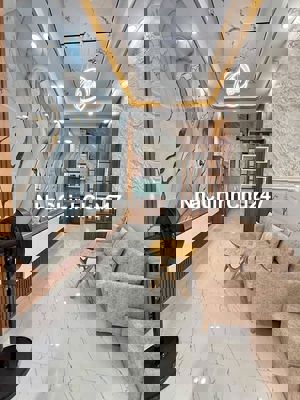 Nhà ngộp chính chủ 1T1L 2PN+2WC HXH ngay cuối Lê Đình Cẩn 1,75tỷ