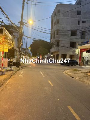 Đất lớn mặt tiền đường Lê Hữu Trác. Chủ có 3 nền kề