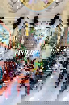 Chủ kẹt tiền cần bán gấp. Nhà ngay Ngã Tư 4 Xã, giáp Q11, Tân Phú, Q6.