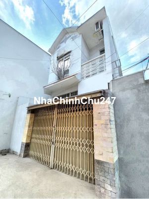 Chính chủ kẹt tiền cần bán gấp nhà hẻm xe hơi