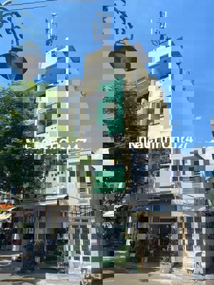 Chính chủ cần bán giảm 300 triệu Nhà mặt tiền bờ kè Lò Gốm