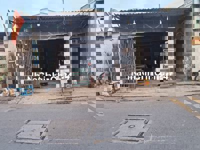 Bán nhà riêng chính chủ, mặt tiền đường nhựa gần chợ chữ S