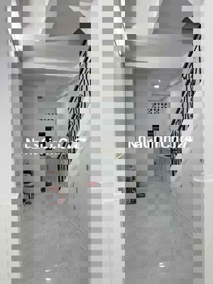 chính chủ bán nhà ngay cầu vượt Nguyễn Tri Phương