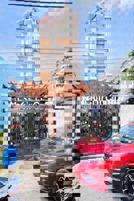 CHÍNH CHỦ BÁN GẤP NHÀ HUỲNH THỊ HAI. DT 80M2, HXH 6M, 3TẦNG, 4PN, 5WC.