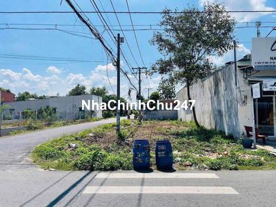 Chủ bán lô 2 mặt tiền đường nhựa gấp, dt 180m2 full thổ cư