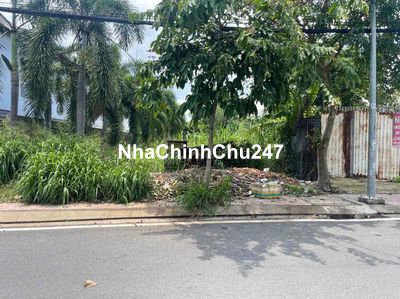 Đất thổ cư chính chủ gần chợ Hóc Môn