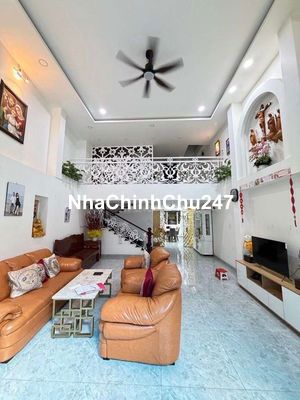 100tr/M chủ quá ngộp bán gấp Biệt Thự Nguy Nga giửa lòng Thành Phố HXH