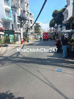 Sát Mặt tiền HXH ngủ trong nhà ,chính chủ xây tâm quyết kiên cố