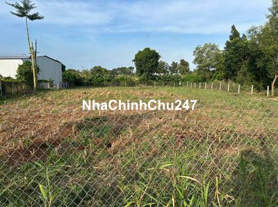 Chính chủ cần bán 2000m2 có 300m2 thổ cư mặt tiền nhựa cách DT762 500m