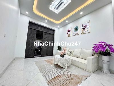 7,3 TỶ - Chính chủ cần bán gấp căn nhà 33m²xây 5 tầng, mặt tiền rộng