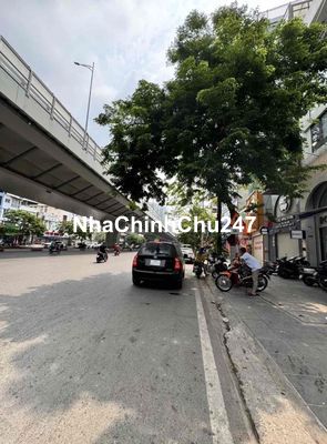 Chính chủ bán nhà Phố Bạch Mai 35m, 4 tầng, gần ô tô giá chỉ 6tỷ9