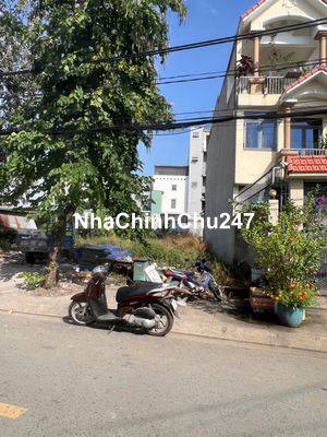 Chủ cần bán lô đất mặt tiền đường 26 gần chợ Cây Xoài Q2