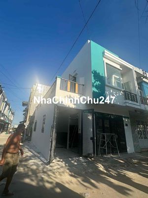 Chủ bể nợ bán nhà 1 trệt 1 lầu 2nhà Wc có 2 ban công,diện tích 6,5x10