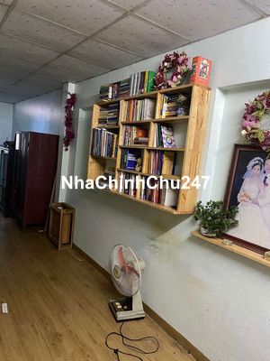 Chính chủ về quê bán nhà 2 tầng đường Lũy Bán Bích, dt 40m², 4.2 tỷ TL