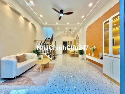 Chính chủ bán nhà Bùi Đình Tuý 3 tầng ngang 4.5m sát hẻm xe hơi