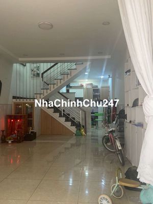 nhà chính chủ bà điểm gần chợ