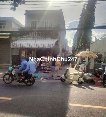 CHÚ NĂM BÁN NHÀ 1 TRỆT 1 LẦU KD TẠP HOÁ GIÁ 820TR GẦN CHỢ BÌNH CHÁNH