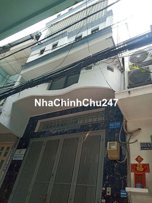 Nhà ba tầng gặp 9 chủ