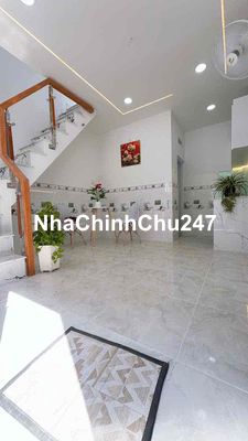 chính chủ cần bán nhà gần chợ, vị trí đẹp, khu dân cư