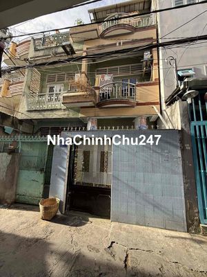 Chính chủ - nhà đôi Xóm Củi vuông vức, diện tích lớn, giá tốt