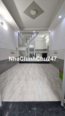 Nhà chính chủ 2 lầu hẻm thông thoáng khu trung tâm