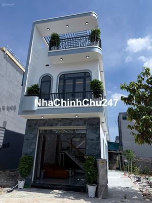 Chủ gửi bán nhà 1 trệt 1 lầu cách chợ Hội Nghĩa 500m. SHR giá 1.8 tỷ
