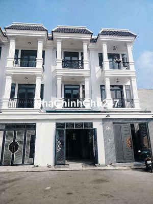 Chủ đi định cư nước ngoài nên cần bán nhà