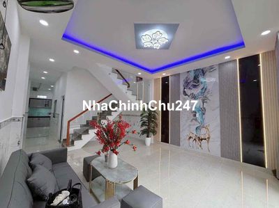 chính chủ bán nhà ngay ngã tư ga. 4,5x13