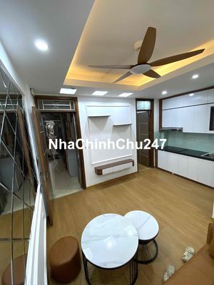chủ chuyển công tác bán gấp căn 50m2- Ngọc Hà- hoàng Hoa Thám- 2tỷ