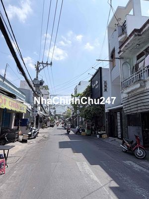 chính chủ bán MT đỗ nhuận - ngay siêu thị Aeon