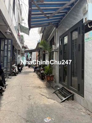 chính chủ bán gấp nhà mặt tiền hẻm 95 Lê Văn Lương Q7.(2Pn)